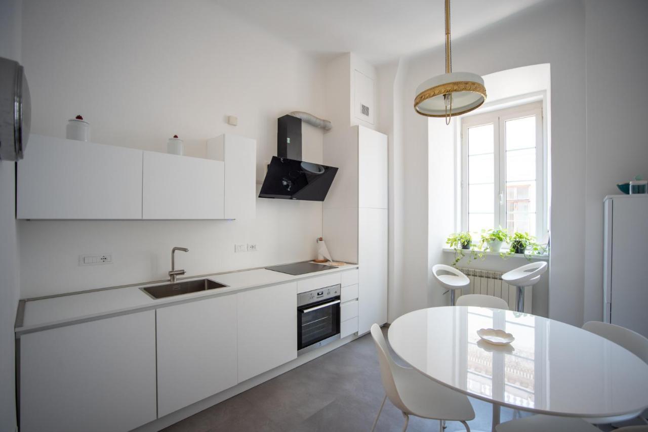 Art & History - New - Modern Classic Apartment