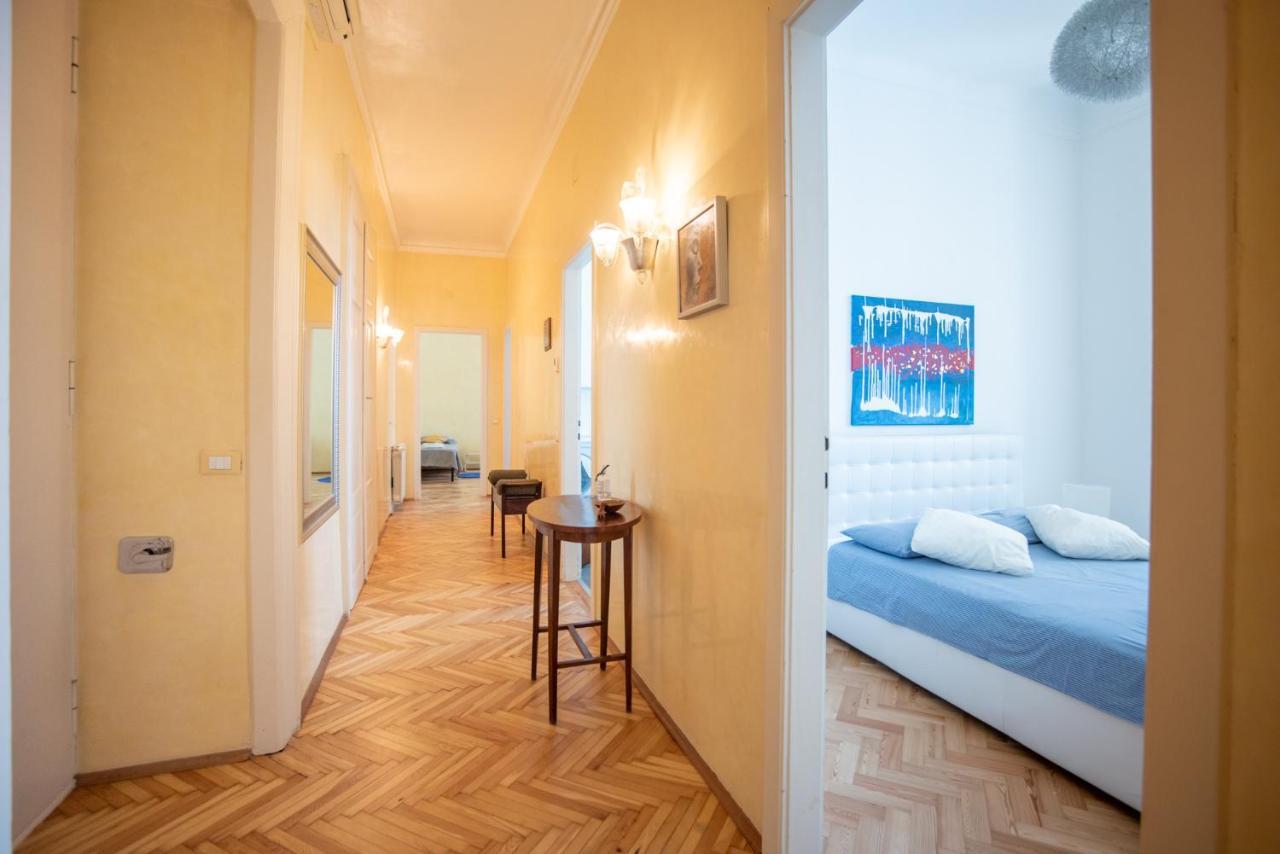 Art & History - New - Modern Classic Apartment